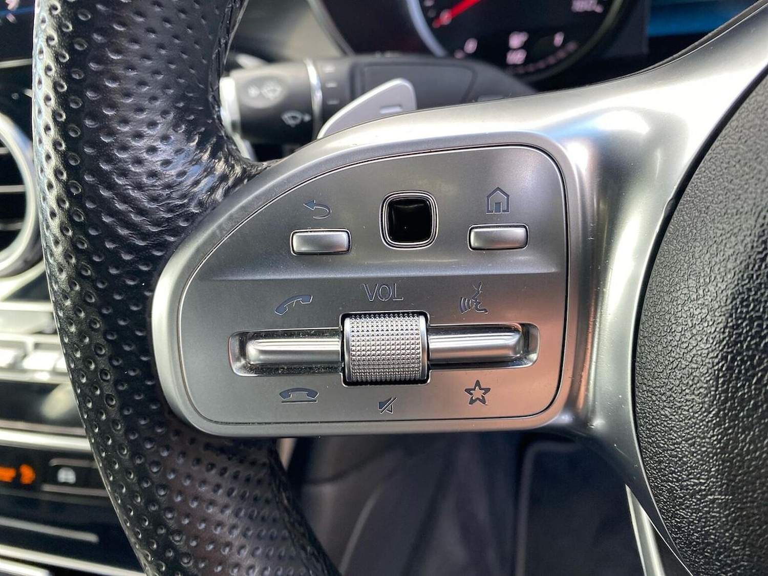 Used Mercedes-Benz GLC 2021 for sale - 76365076: Photo 26