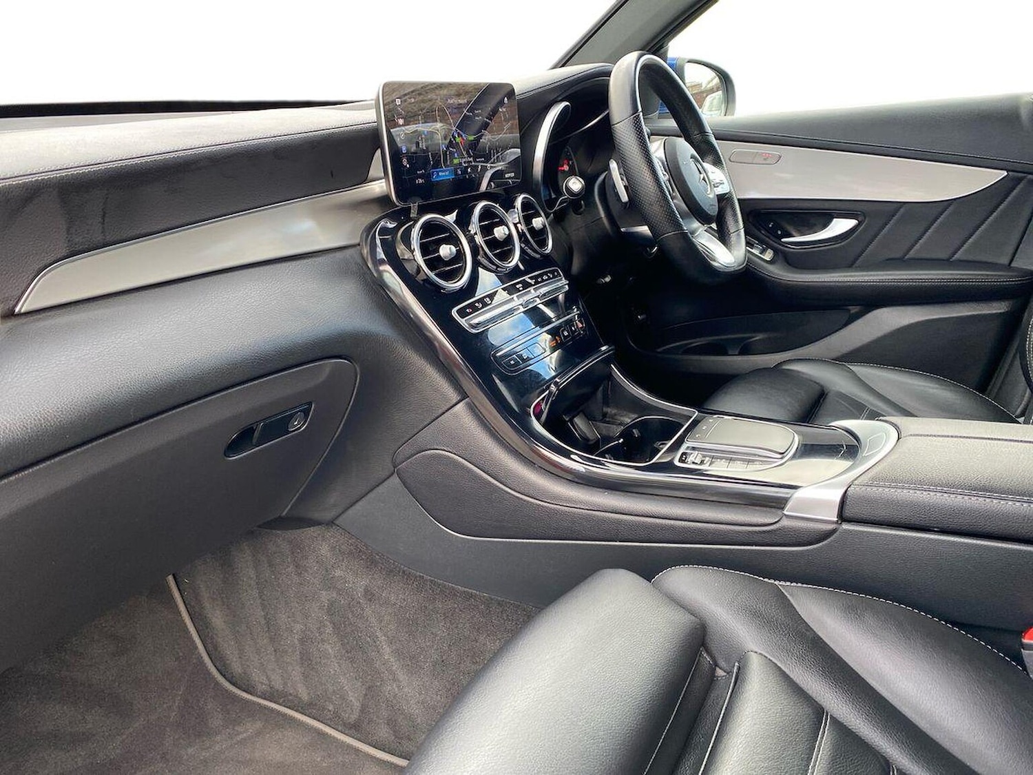 Used Mercedes-Benz GLC 2021 for sale - 76365076: Photo 7