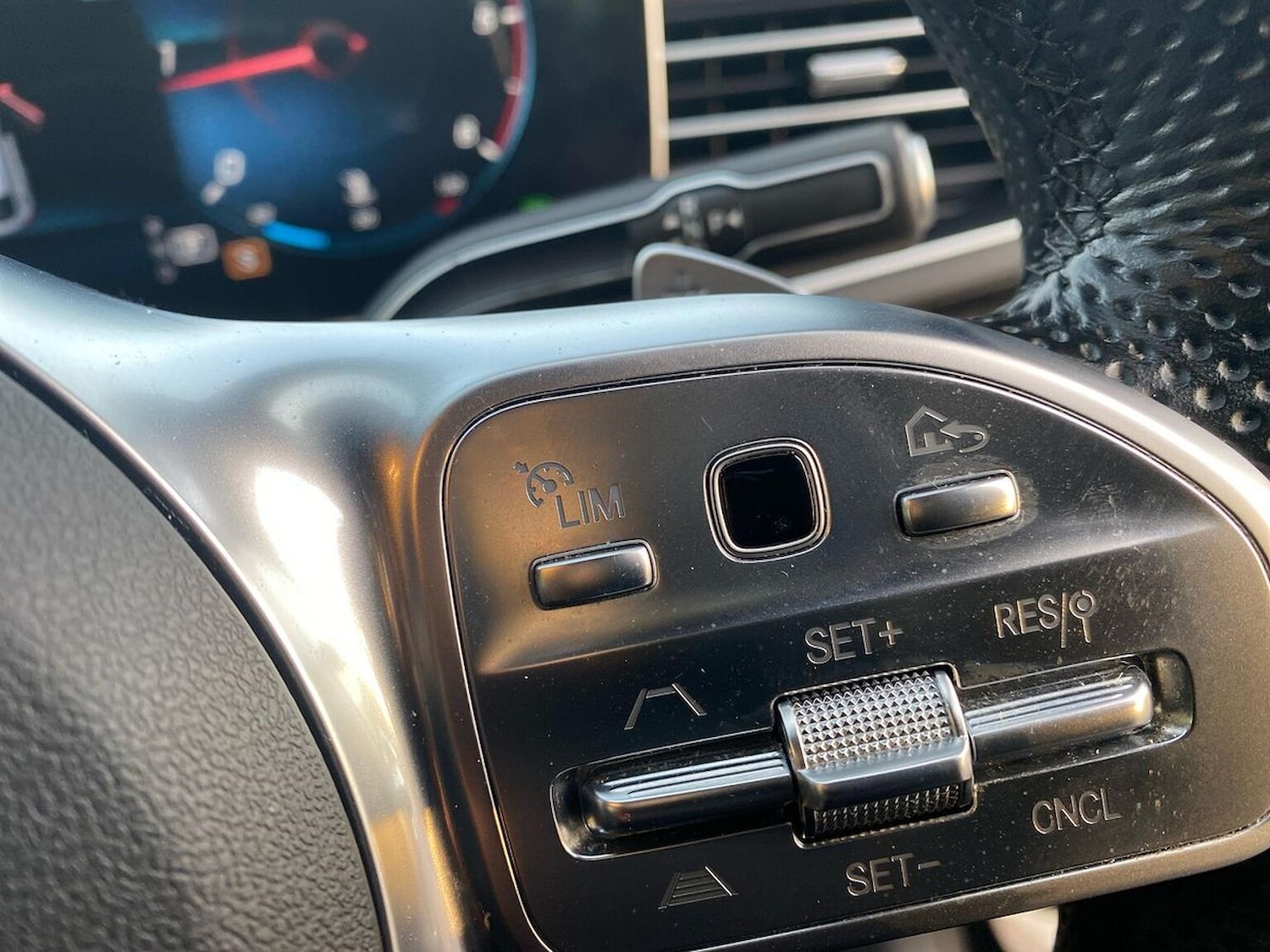 Used Mercedes-Benz GLE 2023 for sale - 76662981: Photo 27