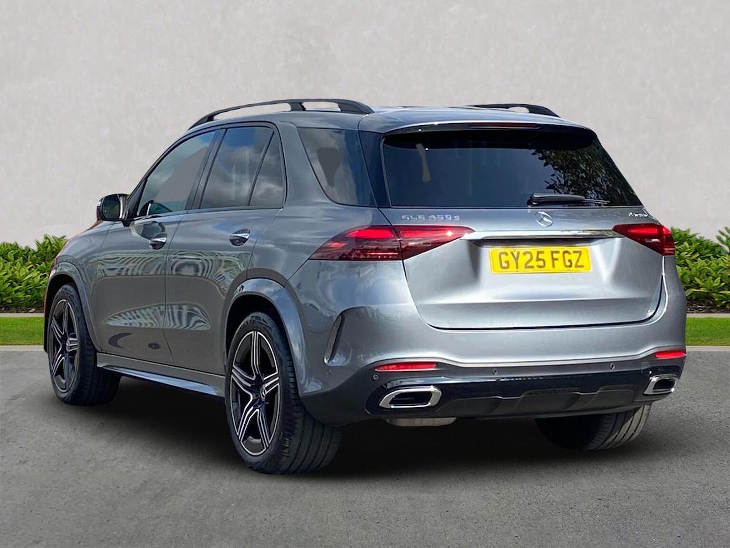 Used Mercedes-Benz GLE 2025 for sale - 76319640: Photo 2