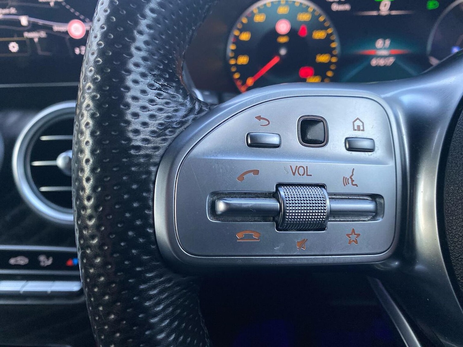 Used Mercedes-Benz GLC 2022 for sale - 76554298: Photo 28