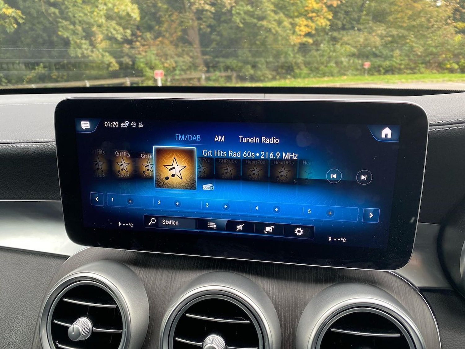 Used Mercedes-Benz GLC 2022 for sale - 76525809: Photo 12