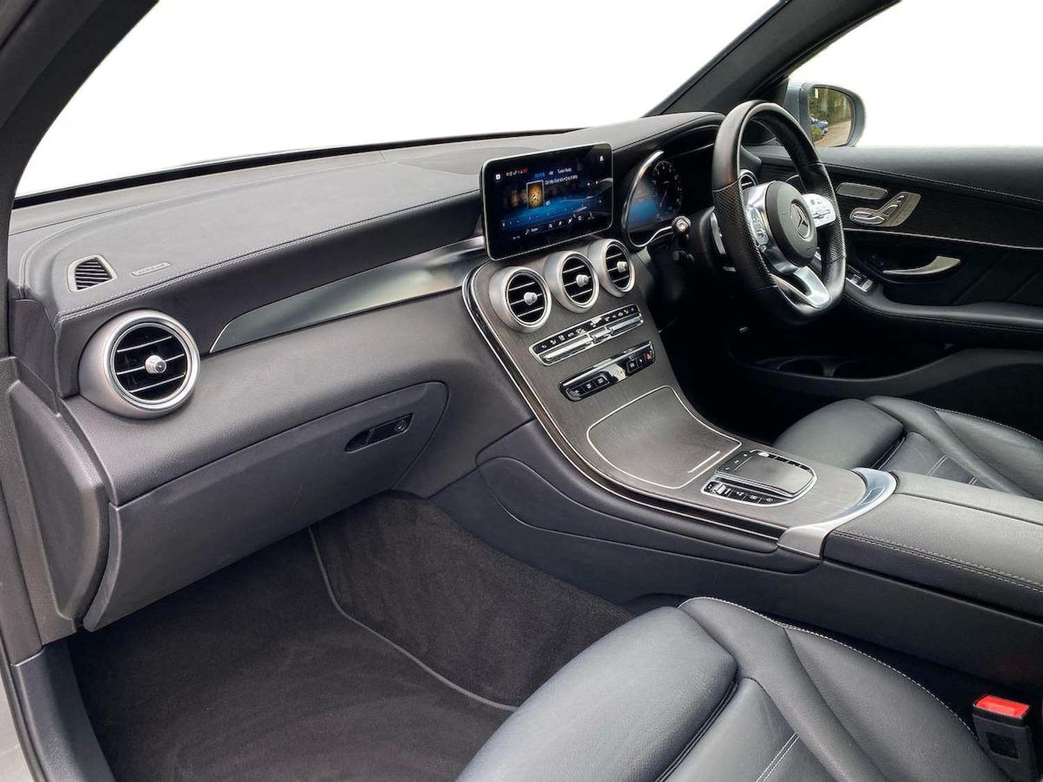 Used Mercedes-Benz GLC 2022 for sale - 76525809: Photo 7