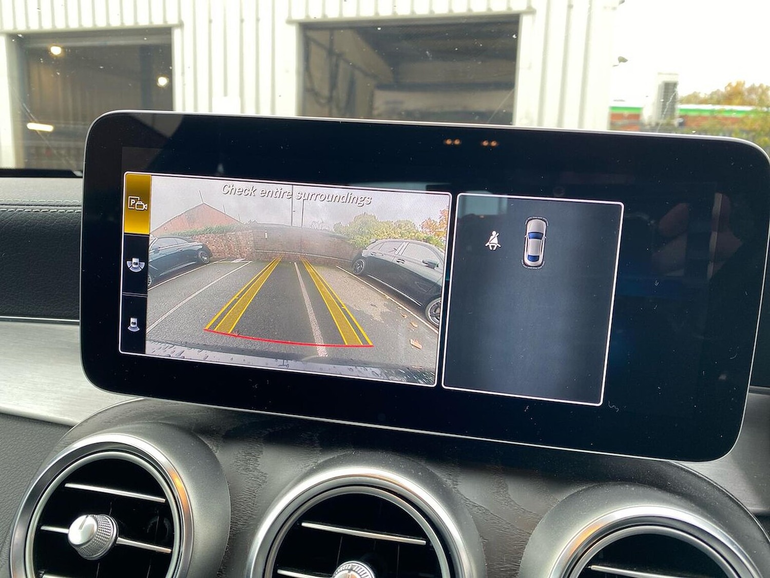 Used Mercedes-Benz C Class 2019 for sale - 76407392: Photo 23