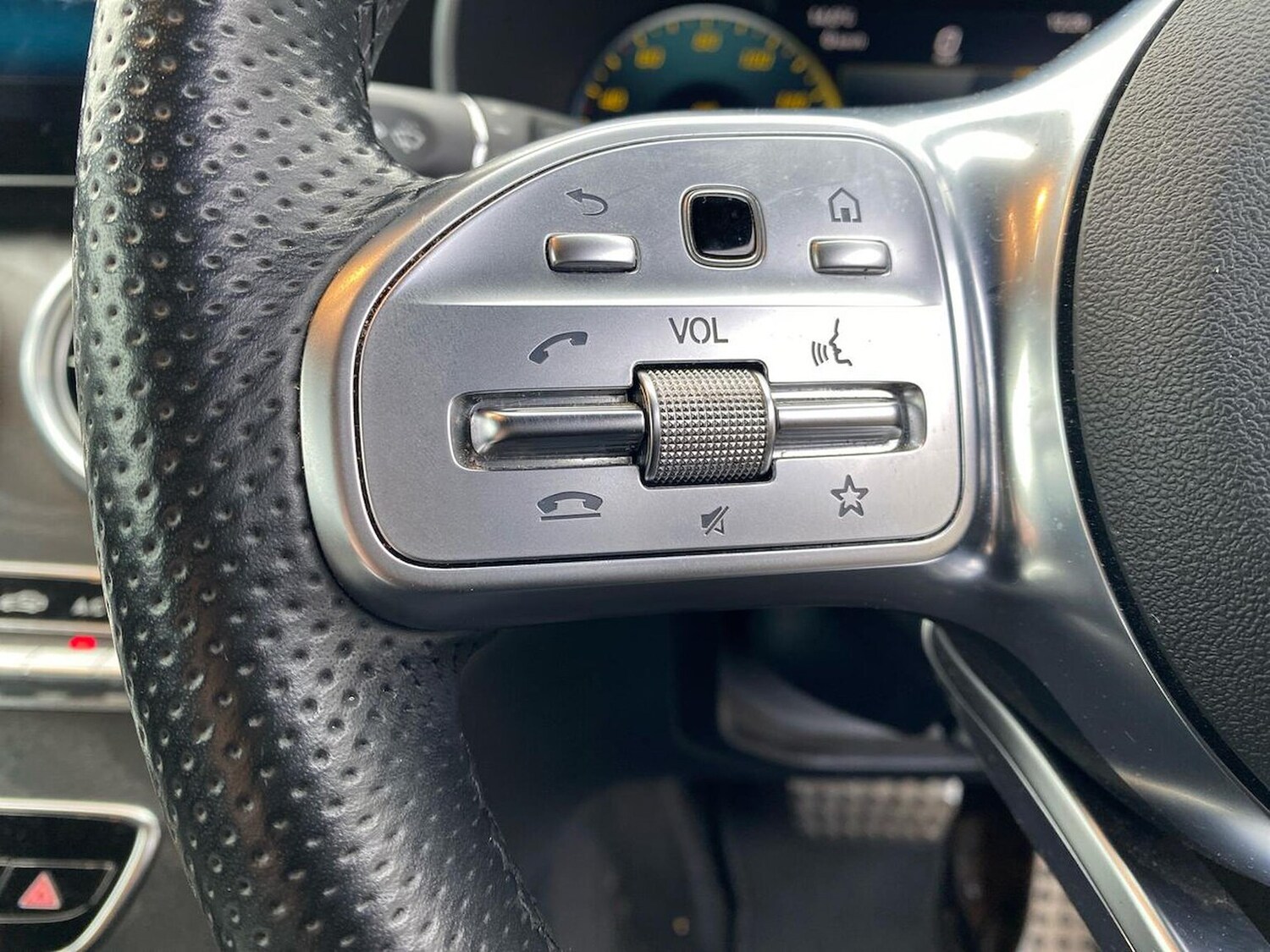 Used Mercedes-Benz C Class 2019 for sale - 76407392: Photo 26