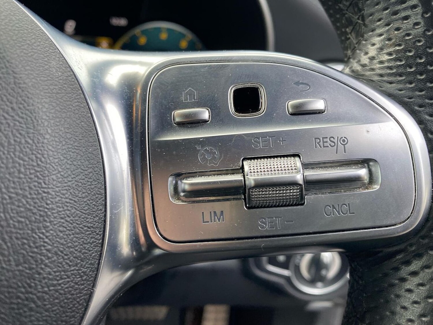 Used Mercedes-Benz C Class 2019 for sale - 76407392: Photo 27