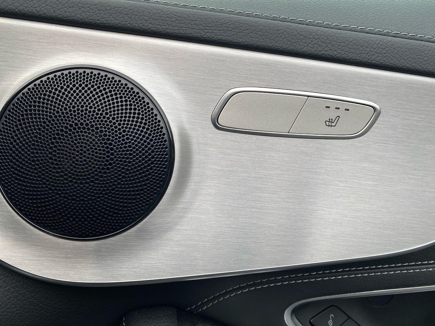 Used Mercedes-Benz C Class 2019 for sale - 76407392: Photo 30