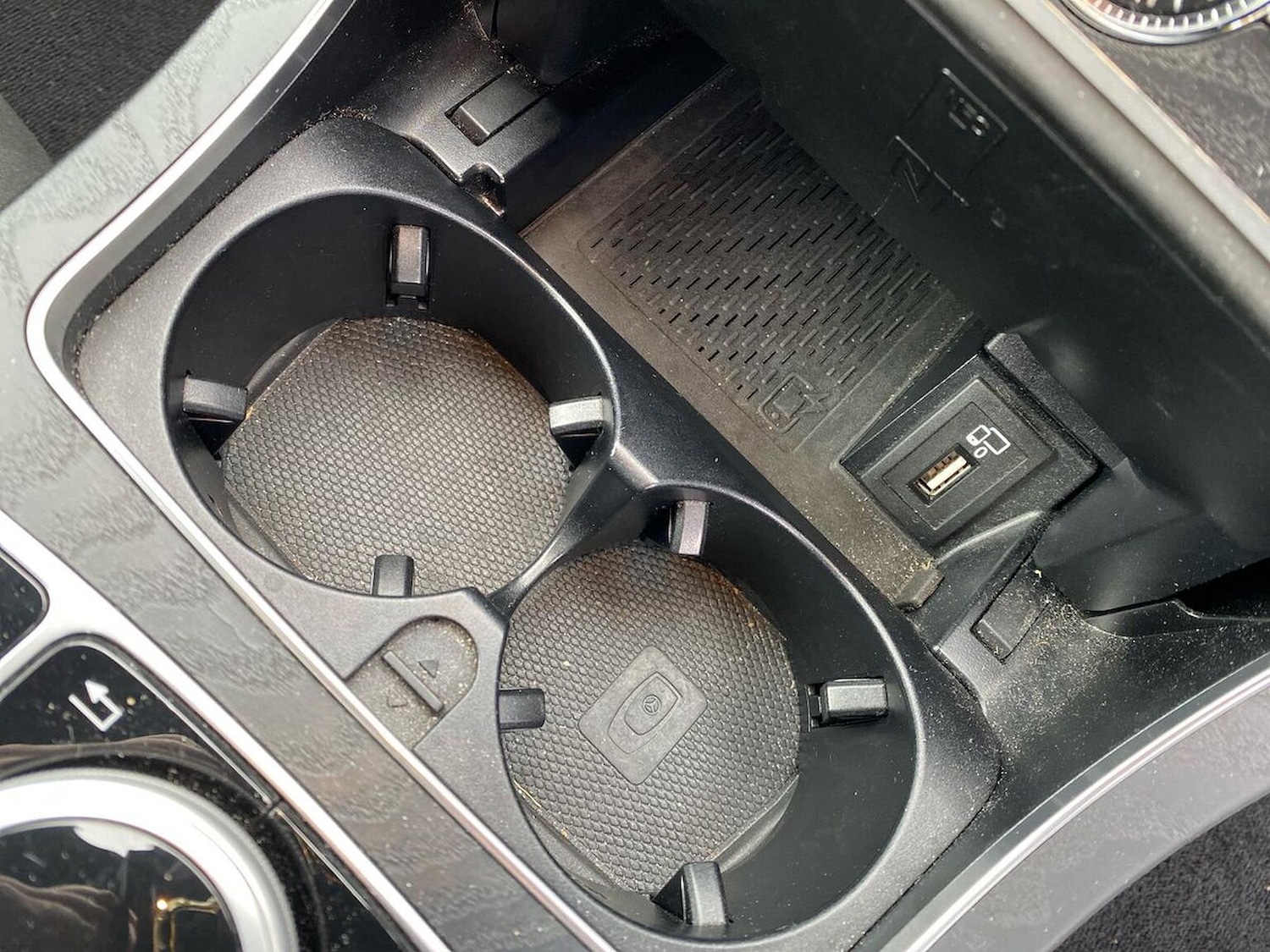 Used Mercedes-Benz C Class 2019 for sale - 76407392: Photo 32