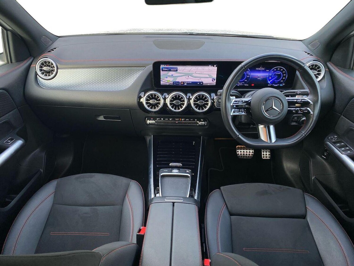 Used Mercedes-Benz EQA 2024 for sale - 76577240: Photo 8