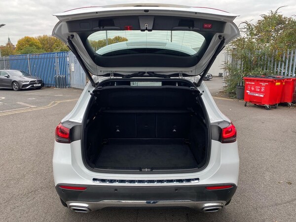 Used Mercedes-Benz GLA 2021 for sale - 76300786: Photo 17
