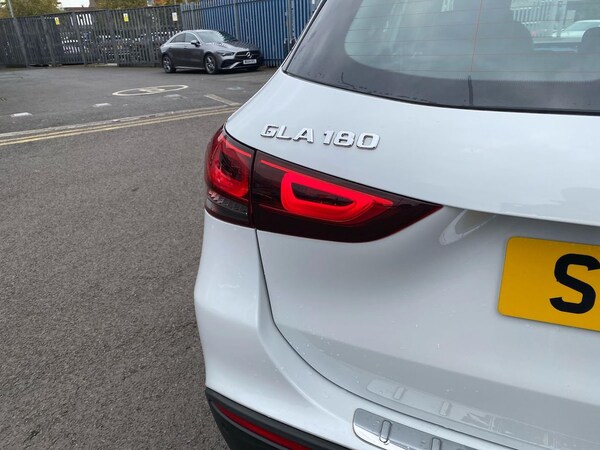 Used Mercedes-Benz GLA 2021 for sale - 76300786: Photo 36