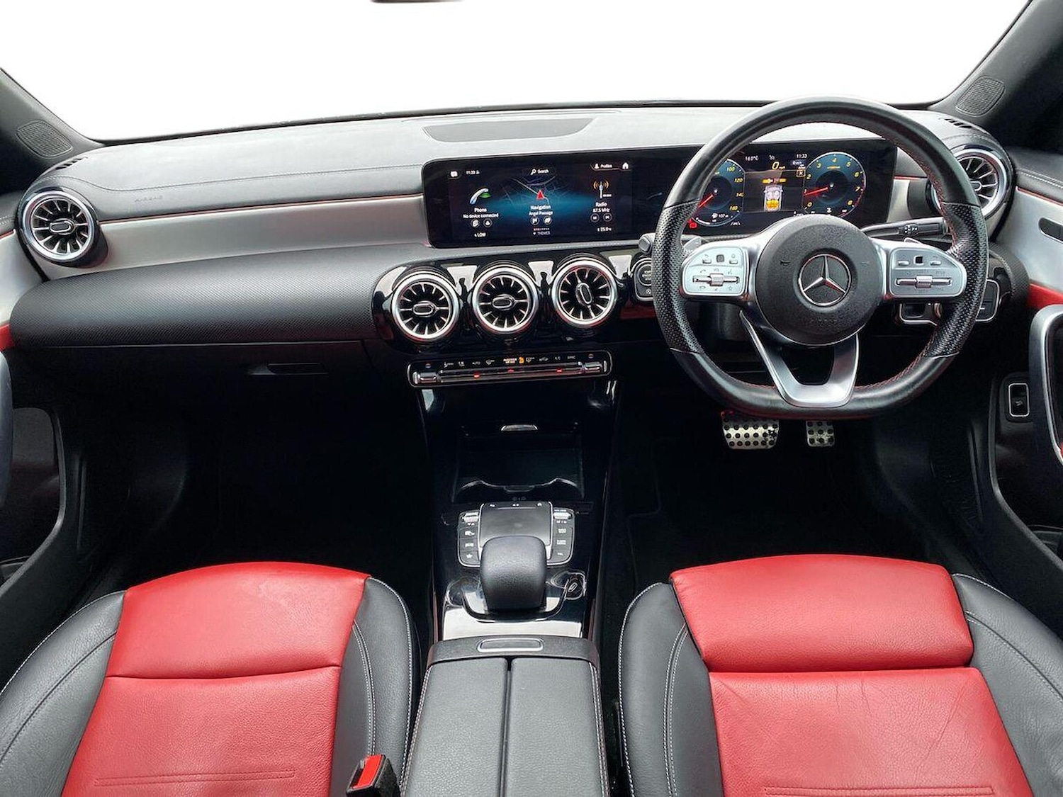 Used Mercedes-Benz CLA 2022 for sale - 76464631: Photo 8