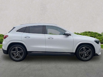 Used Mercedes-Benz GLA 2023 for sale - 77618364: Photo