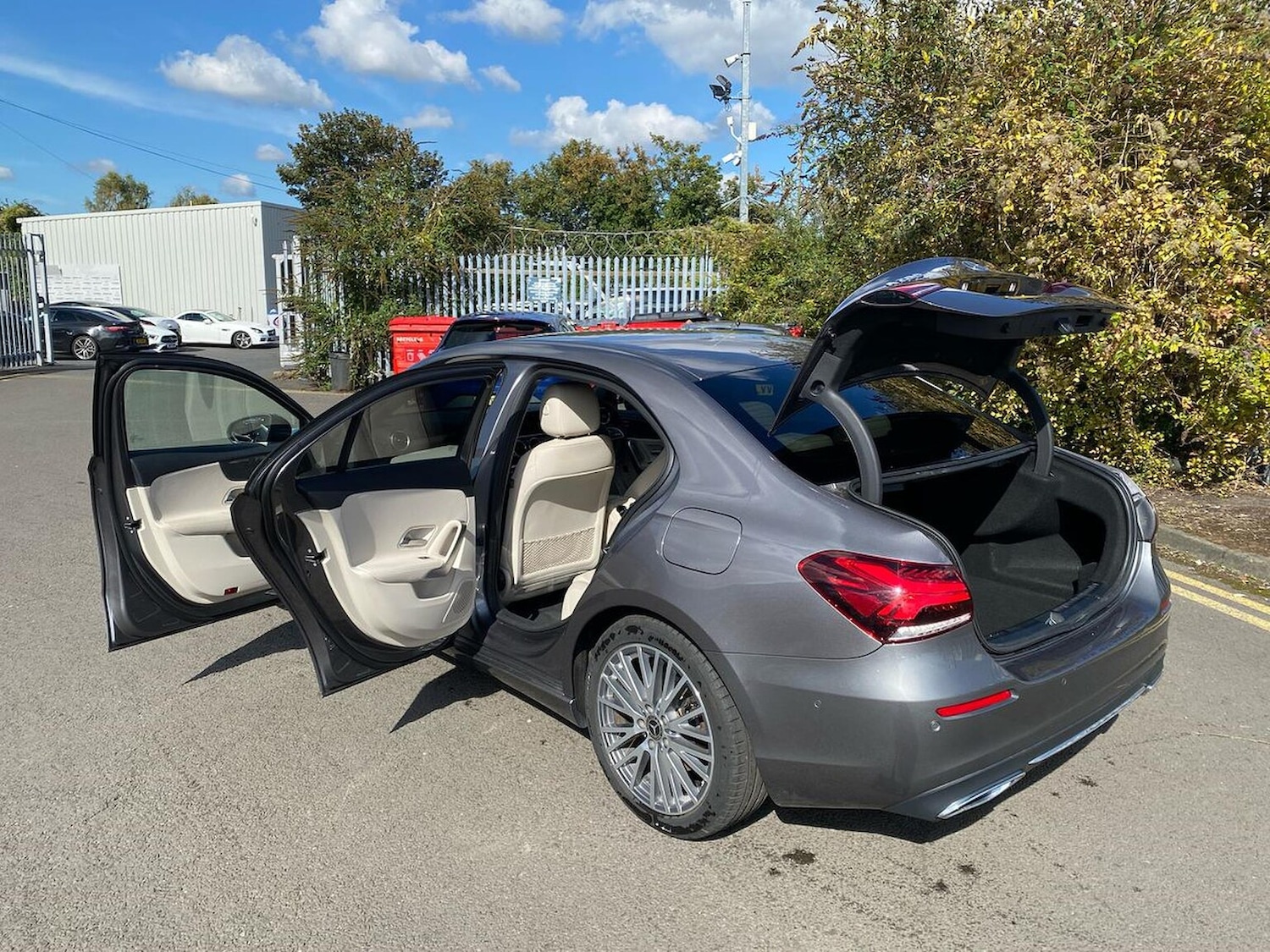 Used Mercedes-Benz A-Class 2022 for sale - 76693416: Photo 40