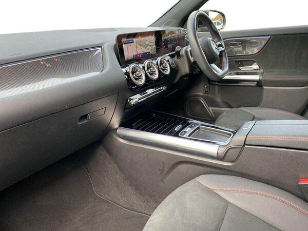 Used Mercedes-Benz GLA 2024 for sale - 76236947: Photo 7