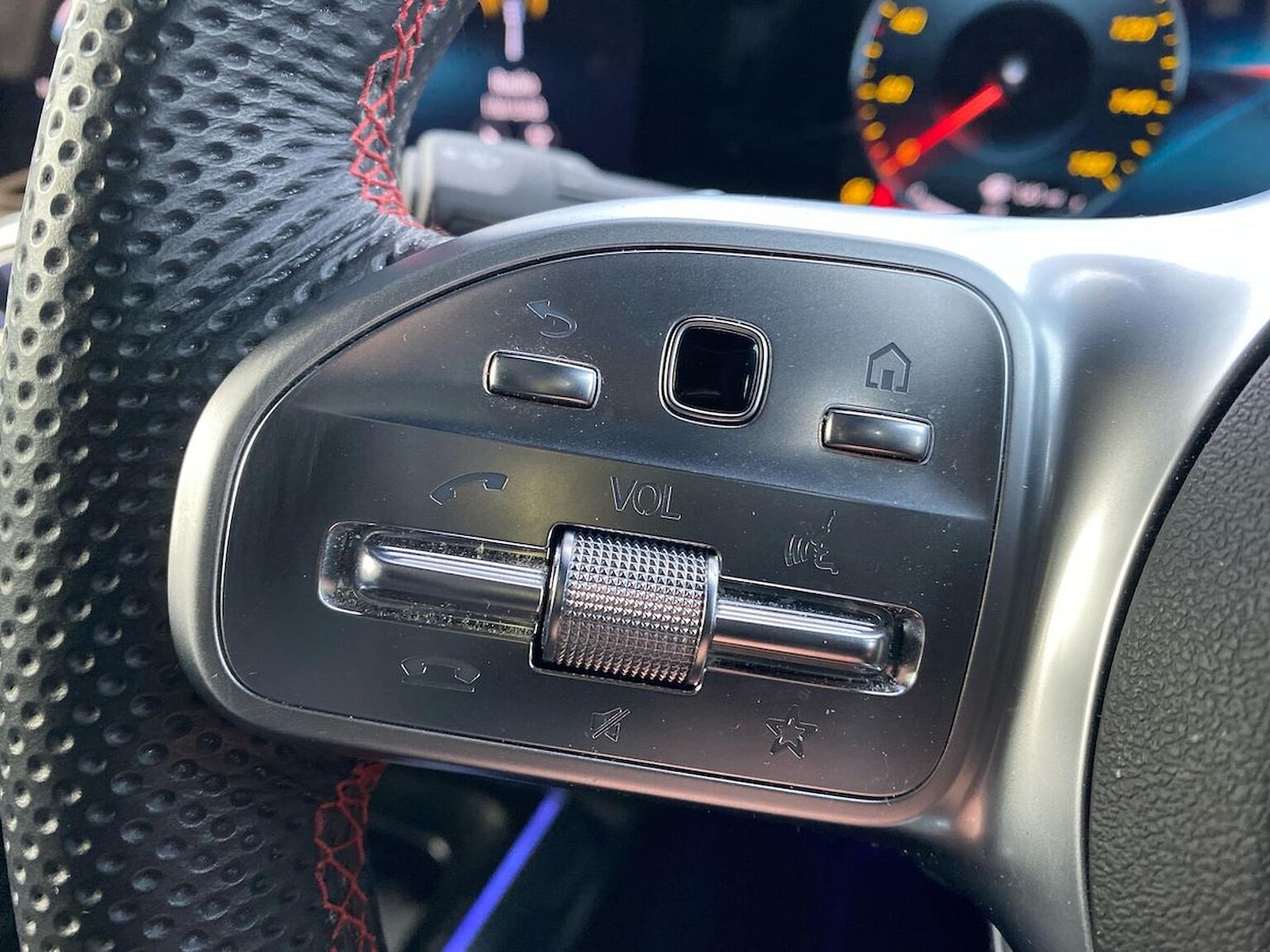 Used Mercedes-Benz GLB 2023 for sale - 76931618: Photo 26