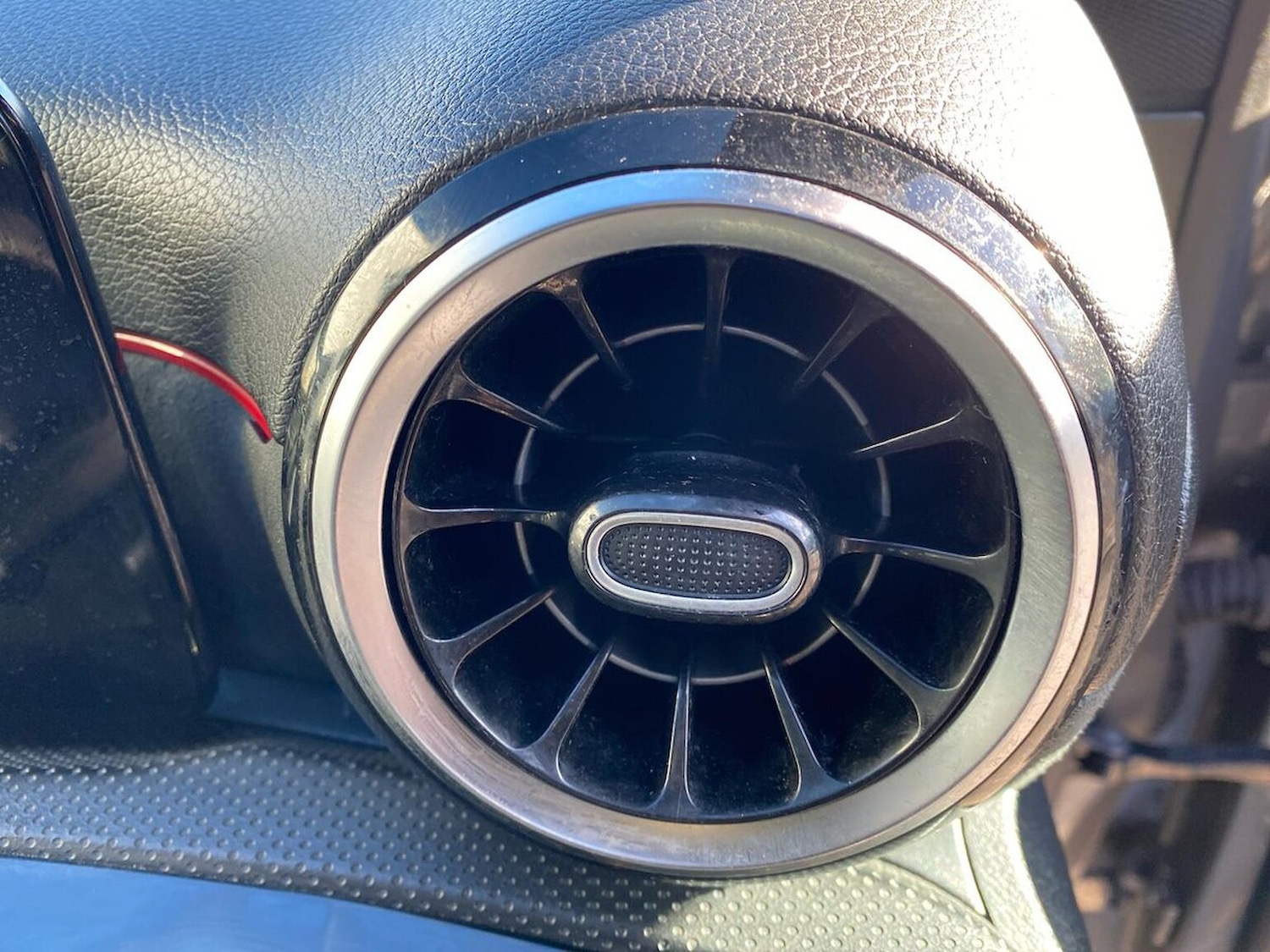 Used Mercedes-Benz A-Class 2018 for sale - 76376811: Photo 31