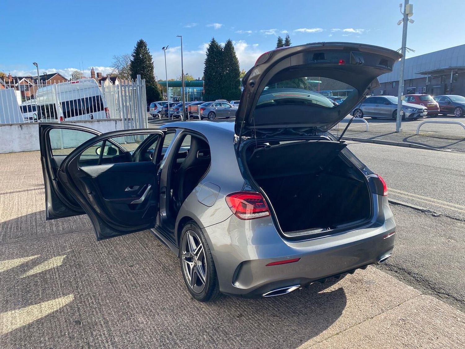 Used Mercedes-Benz A-Class 2018 for sale - 76376811: Photo 40