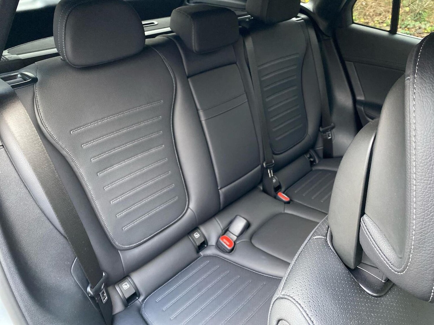 Used Mercedes-Benz GLC 2024 for sale - 76885037: Photo 16