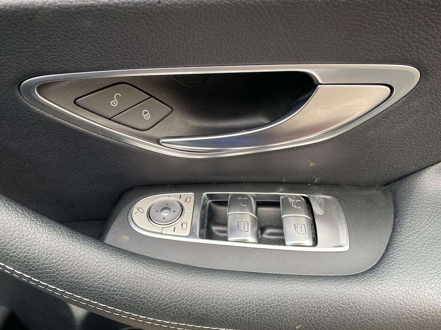 Used Mercedes-Benz E Class 2023 for sale - 77997593: Photo 21