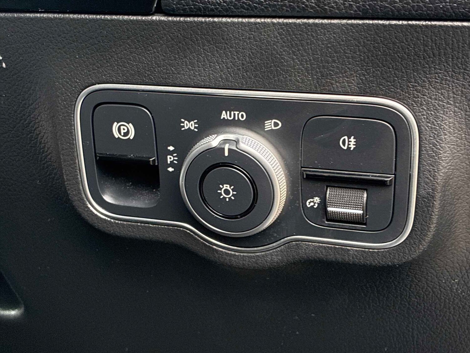 Used Mercedes-Benz GLA 2023 for sale - 78131779: Photo 31