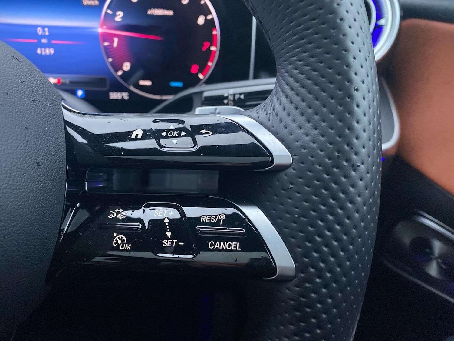 Used Mercedes-Benz GLC 2024 for sale - 77688013: Photo 27