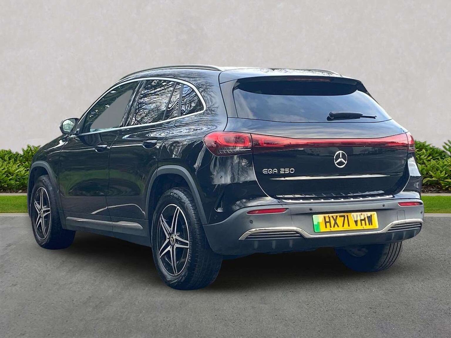 Used Mercedes-Benz EQA 2021 for sale - 77579782: Photo 2