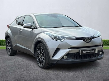 Used Toyota C-HR 2017 for sale - 79320639: Photo