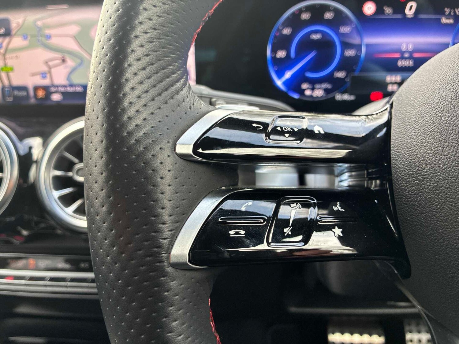 Used Mercedes-Benz EQB 2025 for sale - 77688042: Photo 22