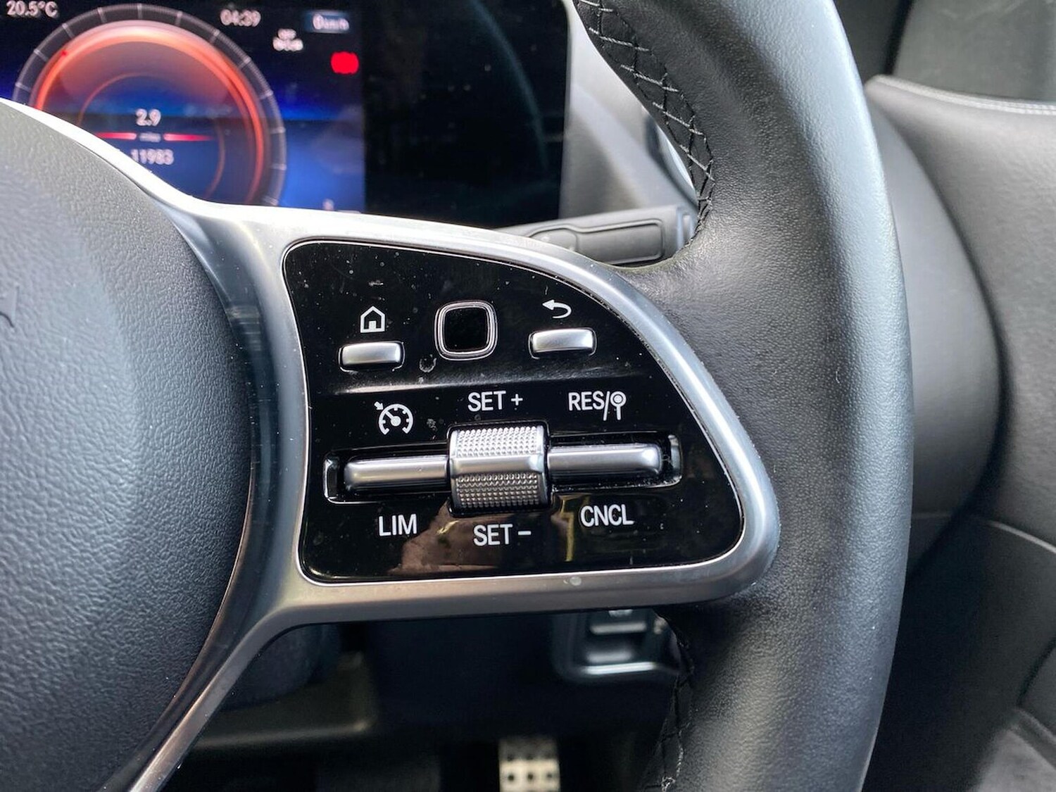 Used Mercedes-Benz GLA 2022 for sale - 76010975: Photo 27