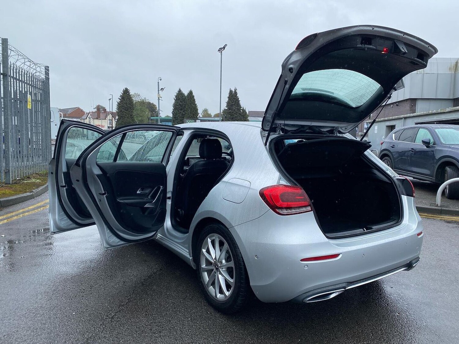 Used Mercedes-Benz A-Class 2018 for sale - 75987762: Photo 40