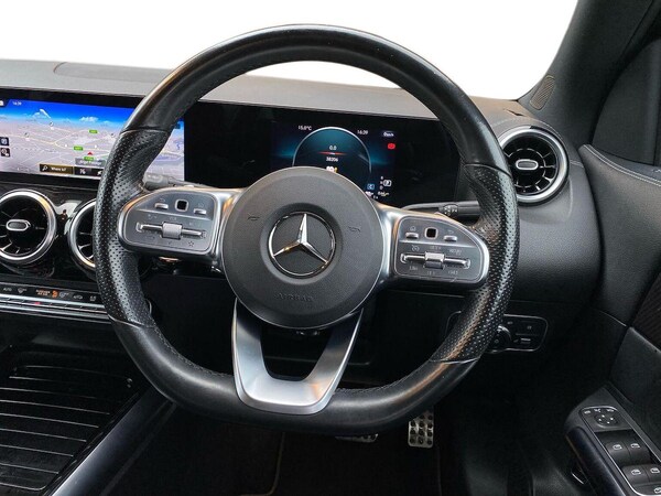 Used Mercedes-Benz GLA 2022 for sale - 76299410: Photo 9
