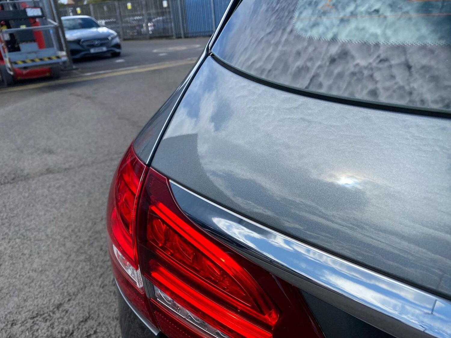 Used Mercedes-Benz C-Class 2018 for sale - 76064370: Photo 35