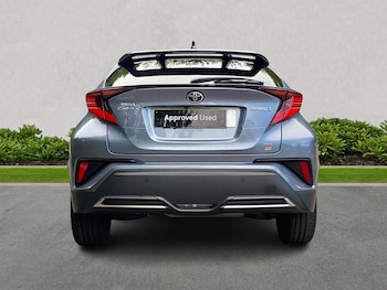 Used Toyota C-HR 2022 for sale - 75535857: Photo