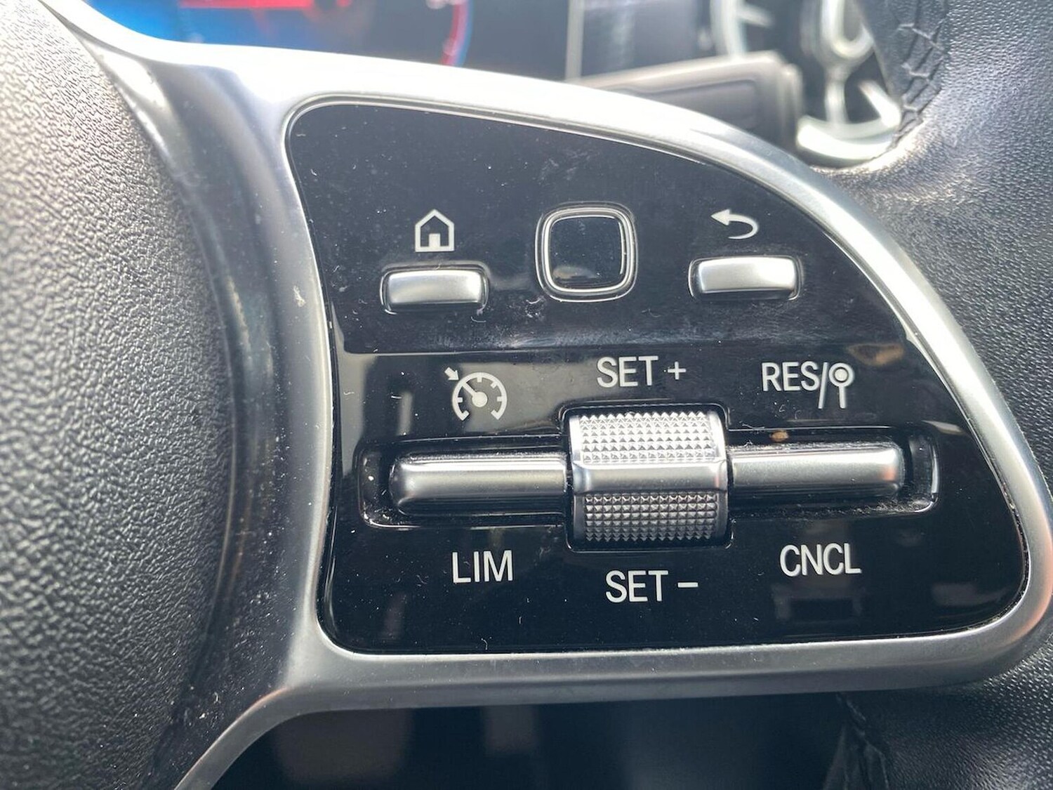 Used Mercedes-Benz A-Class 2019 for sale - 76577261: Photo 28