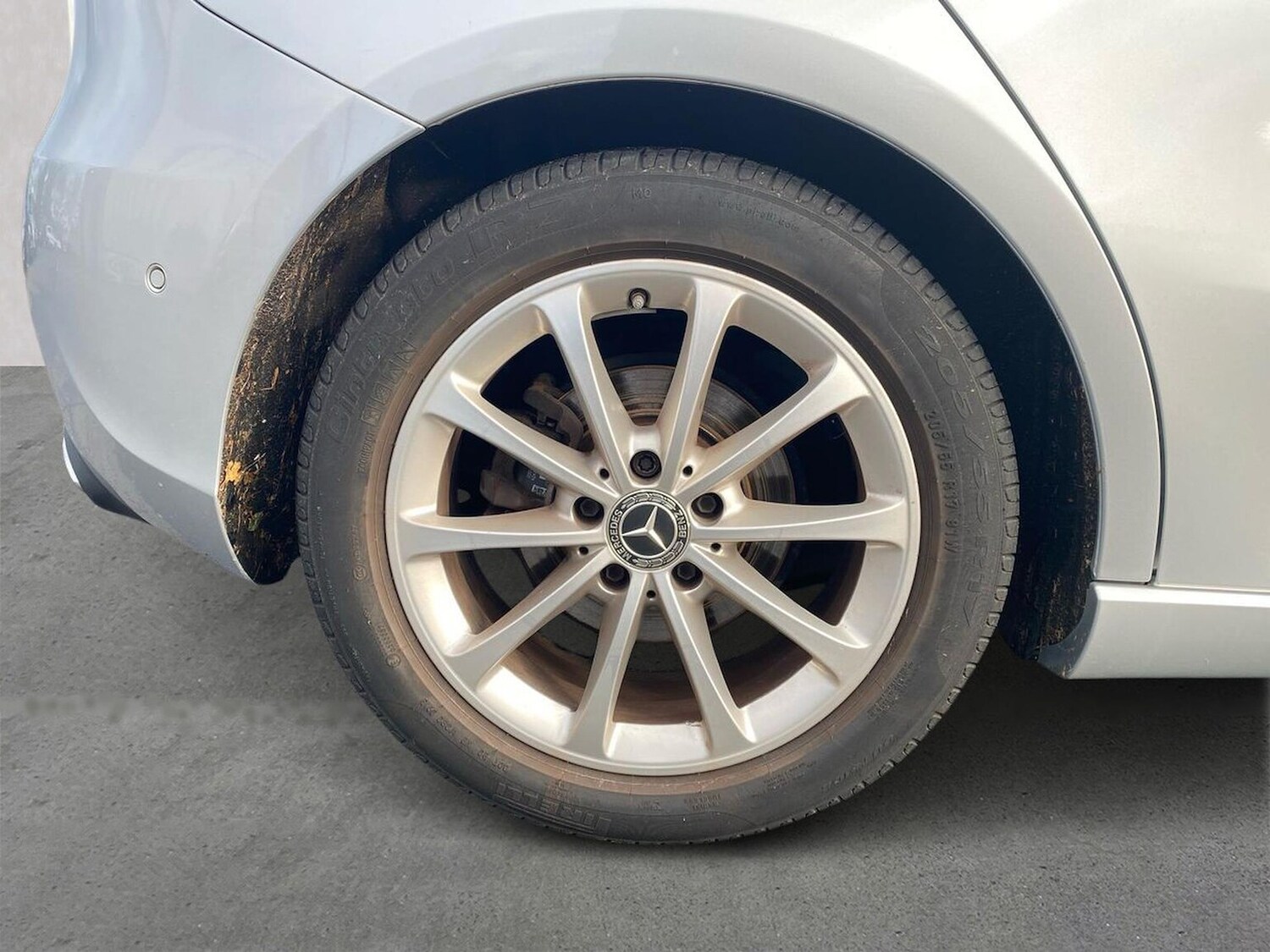 Used Mercedes-Benz A-Class 2019 for sale - 76577261: Photo 8