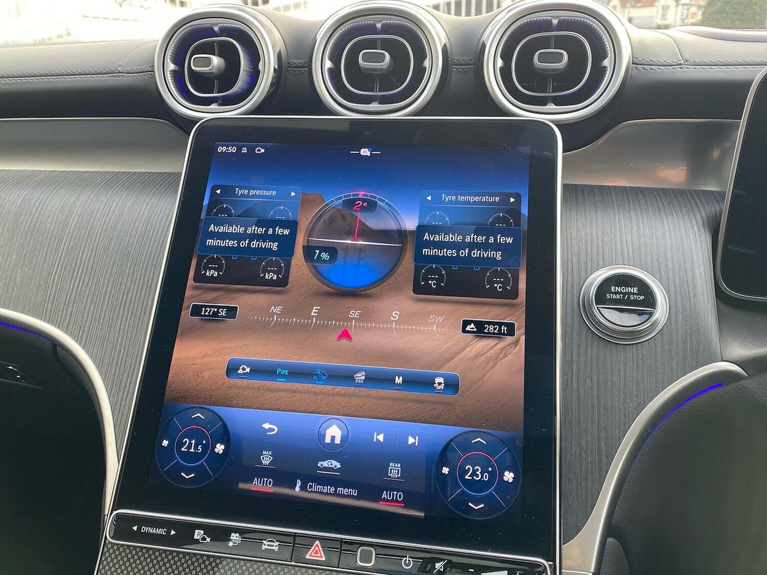 Used Mercedes-Benz GLC 2023 for sale - 76517956: Photo 12