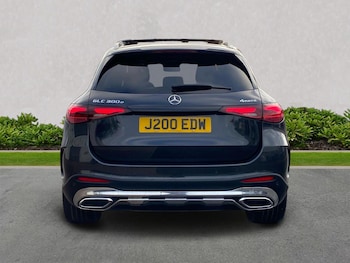 Used Mercedes-Benz GLC 2023 for sale - 76517956: Photo