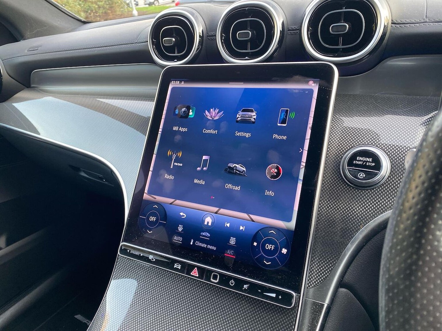 Used Mercedes-Benz GLC 2023 for sale - 76422318: Photo 11