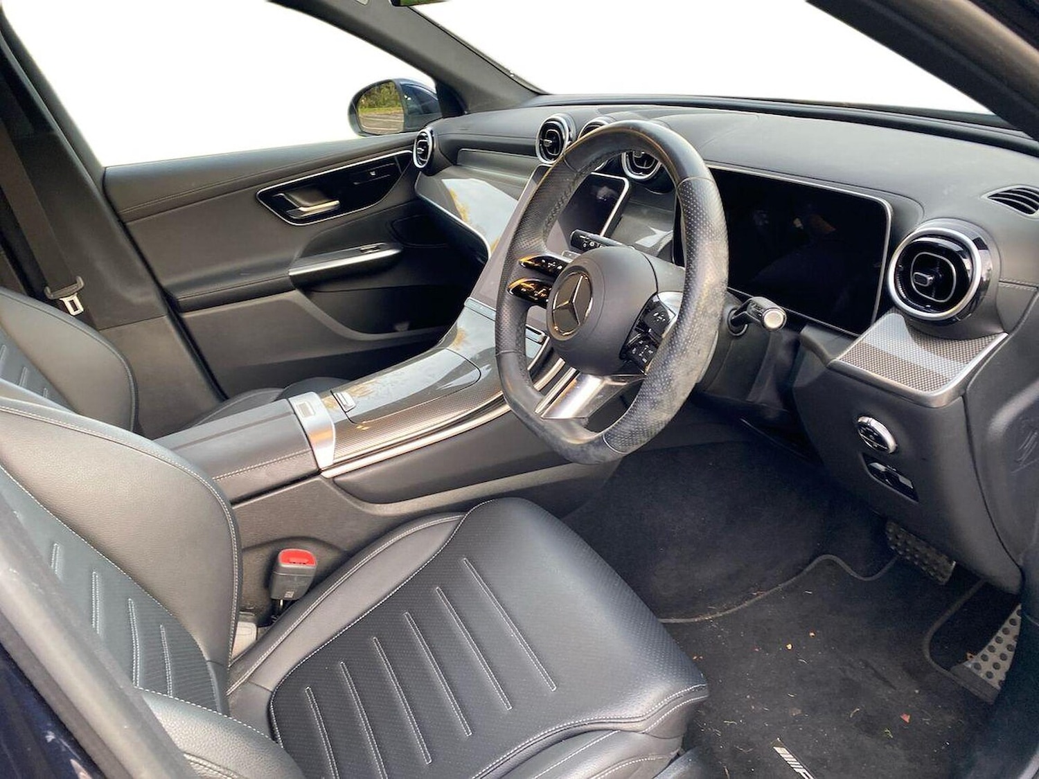 Used Mercedes-Benz GLC 2023 for sale - 76422318: Photo 15