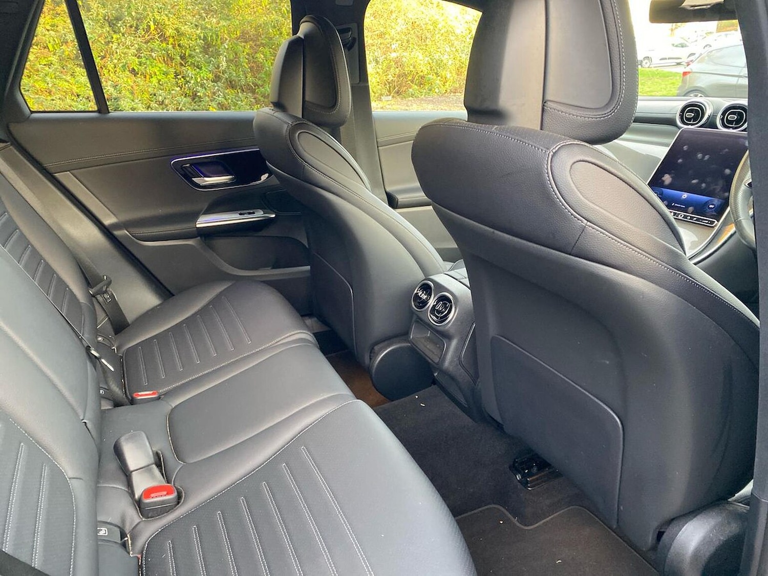 Used Mercedes-Benz GLC 2023 for sale - 76422318: Photo 16