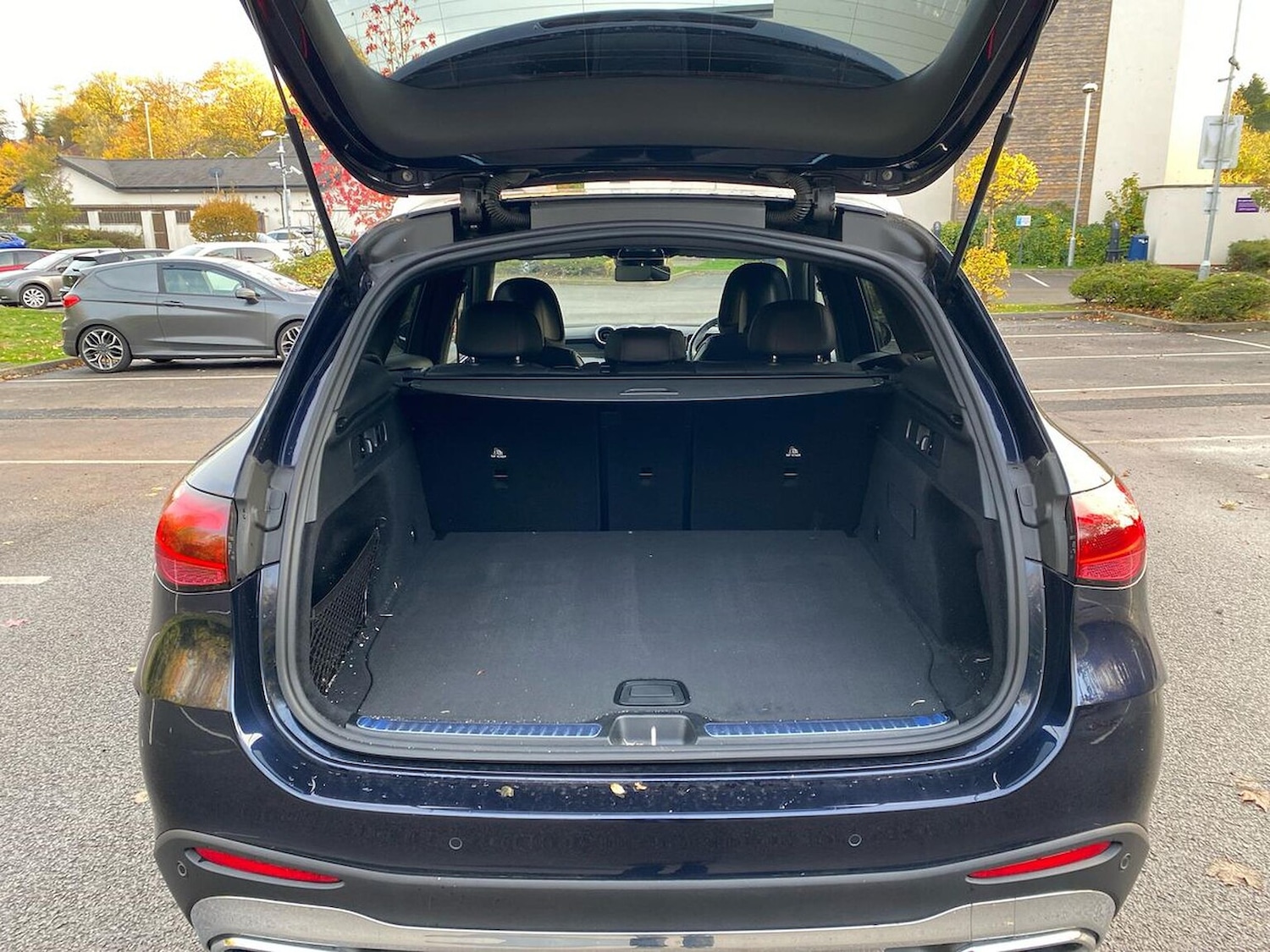 Used Mercedes-Benz GLC 2023 for sale - 76422318: Photo 17