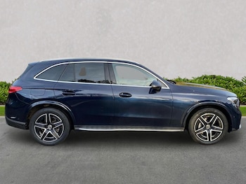 Used Mercedes-Benz GLC 2023 for sale - 76422318: Photo