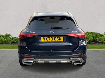 Used Mercedes-Benz GLC 2023 for sale - 76422318: Photo
