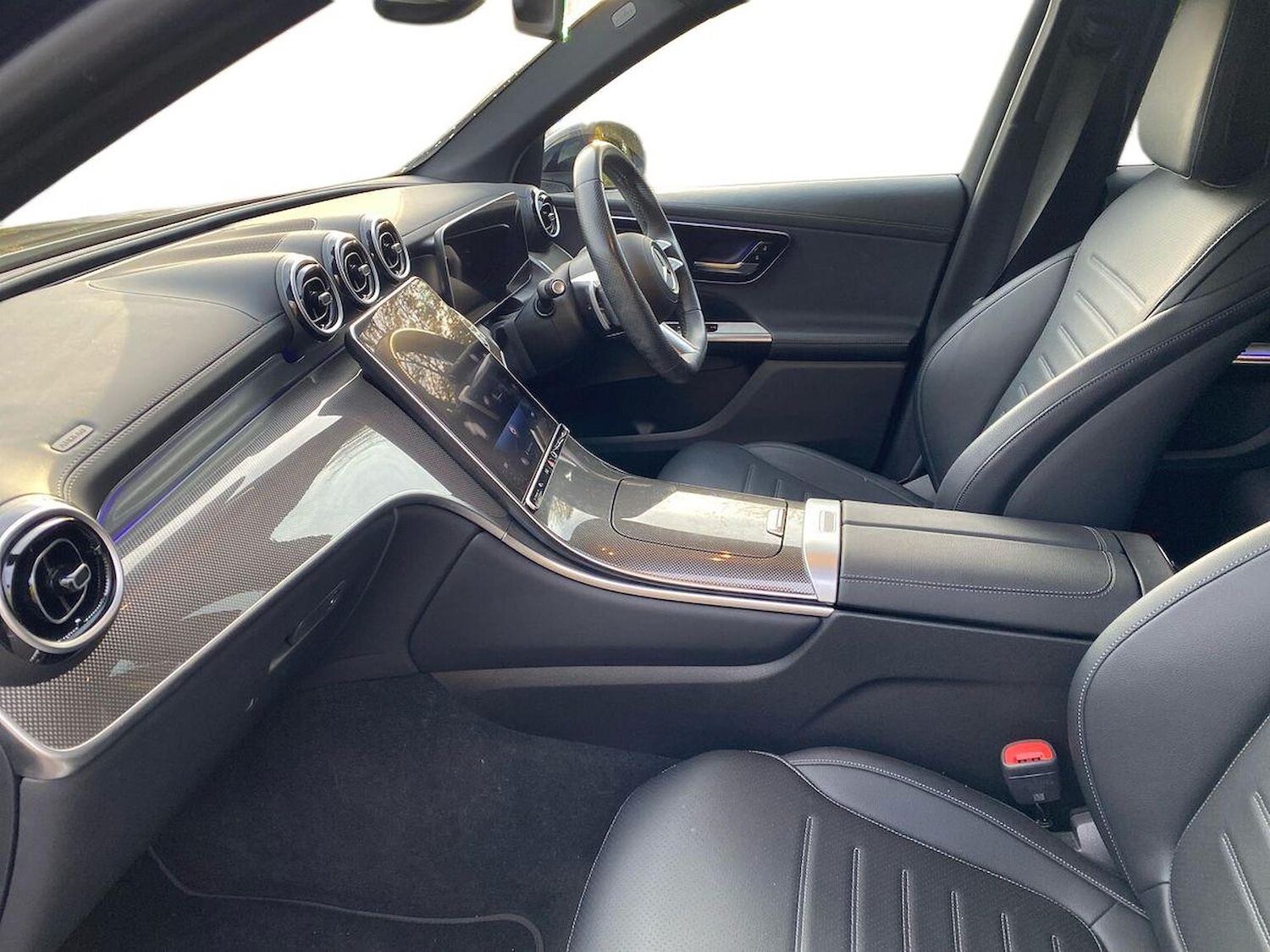 Used Mercedes-Benz GLC 2023 for sale - 76422318: Photo 7