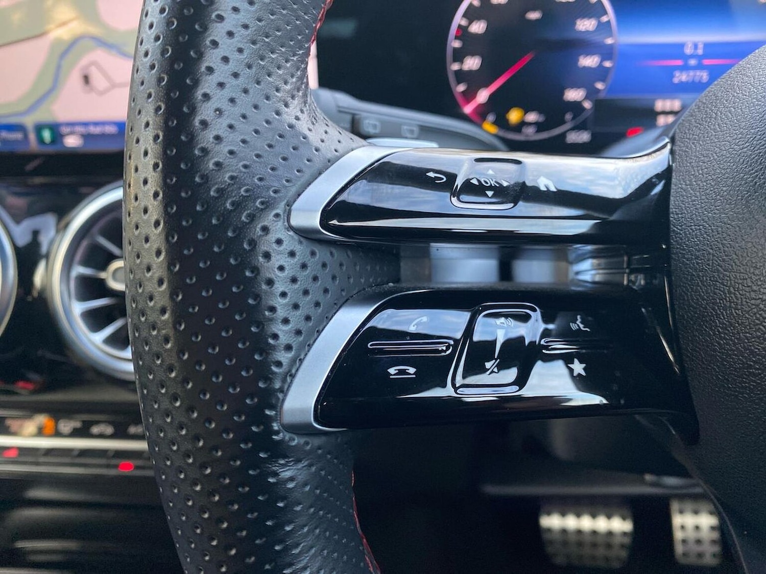 Used Mercedes-Benz GLB 2024 for sale - 76554291: Photo 26