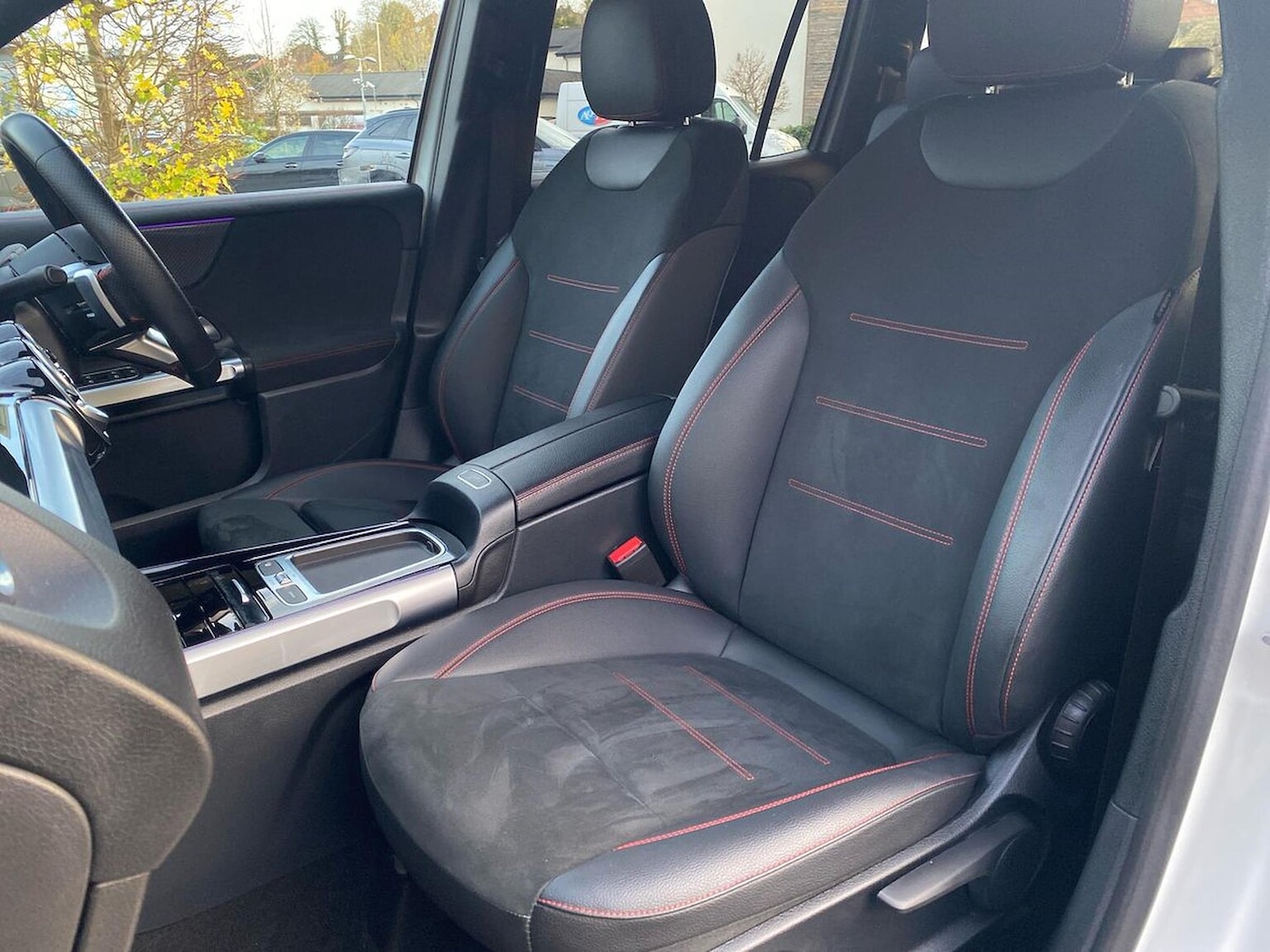 Used Mercedes-Benz GLB 2024 for sale - 76554291: Photo 31