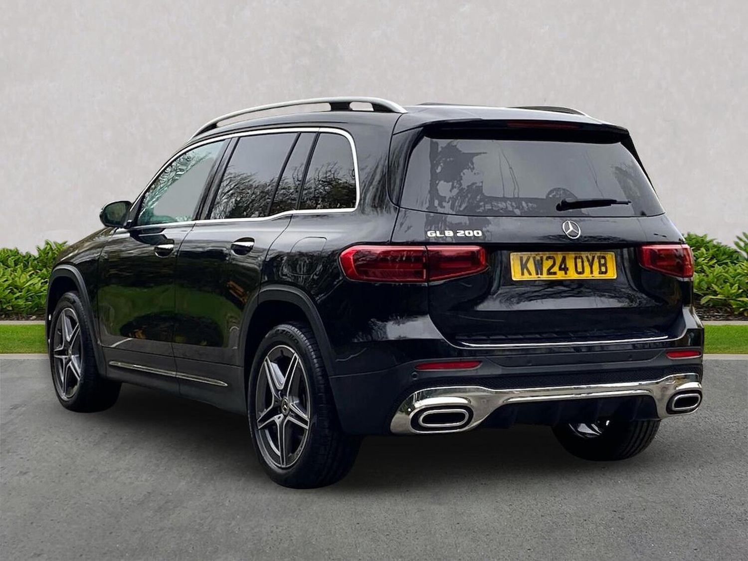 Used Mercedes-Benz GLB 2024 for sale - 76506150: Photo 2