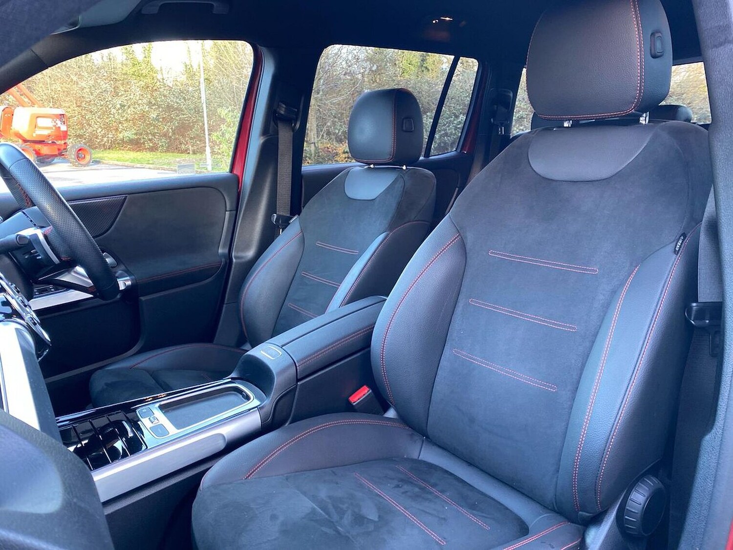 Used Mercedes-Benz GLB 2024 for sale - 77488456: Photo 31