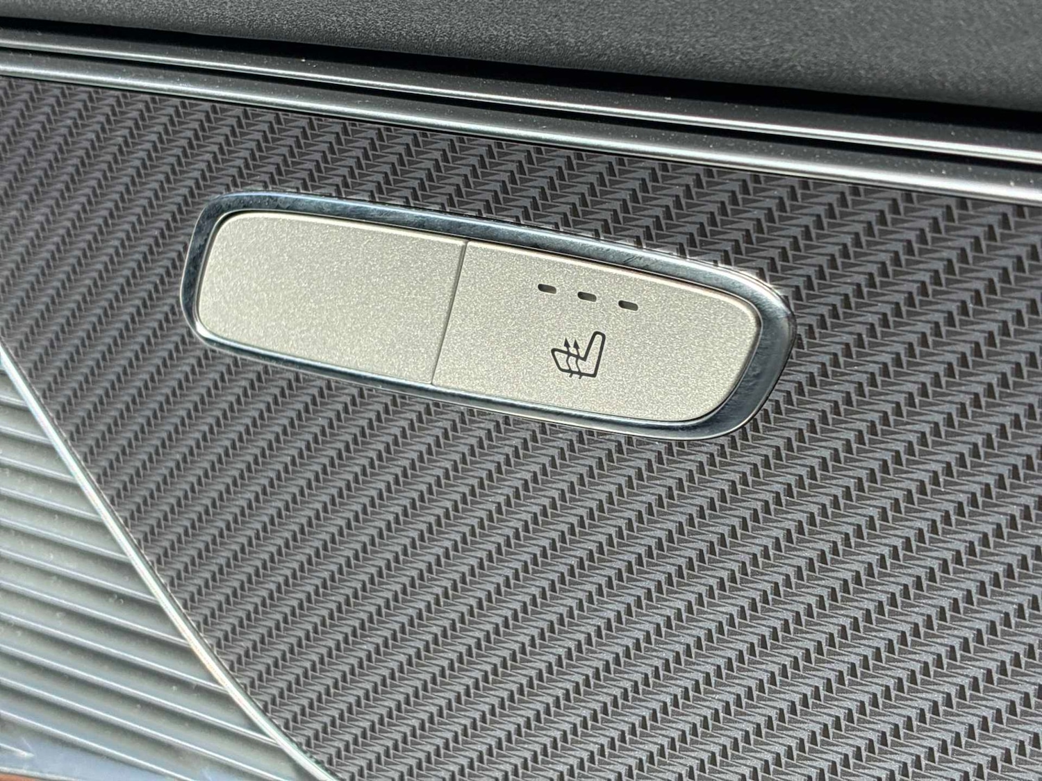 Used Mercedes-Benz EQC 2023 for sale - 78011650: Photo 32